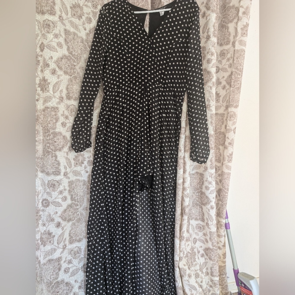 Elegant Black and White Polka Dot Shortt Romper Maxi Jumpsuit